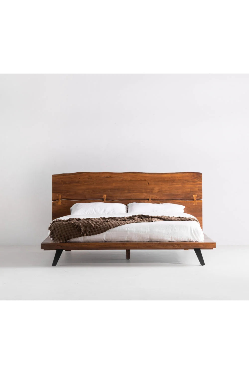 Luxury Modern Natural Acacia Bed European Style for Villa
