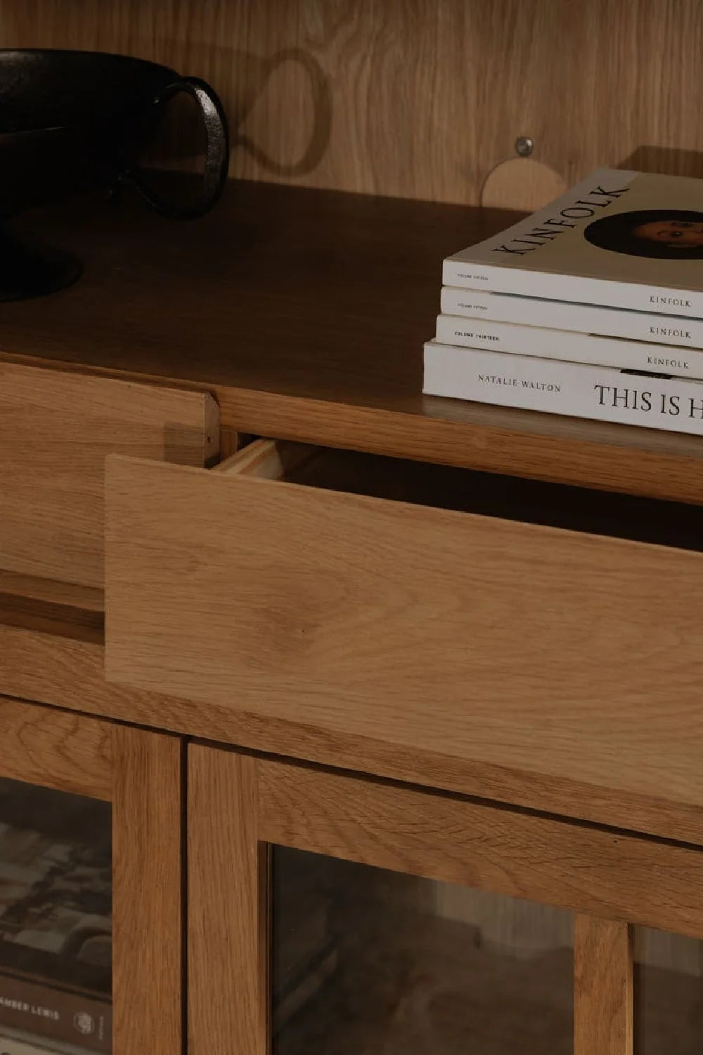 Luxury Modern Oak 4-Door Tall Cabinet European Style for Villa