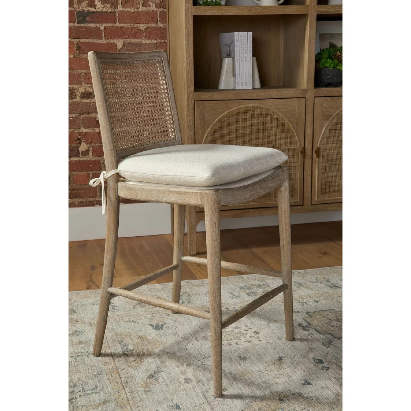 Luxury Modern Oak Canework Counter Stool European Style for Villa
