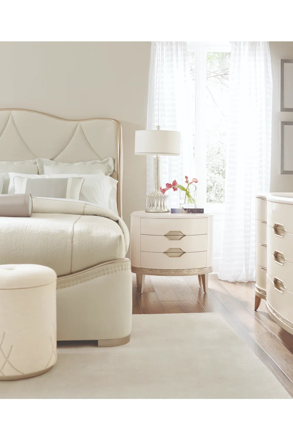 Luxury Modern Off White 12-Drawer Dresser European Style for Villa