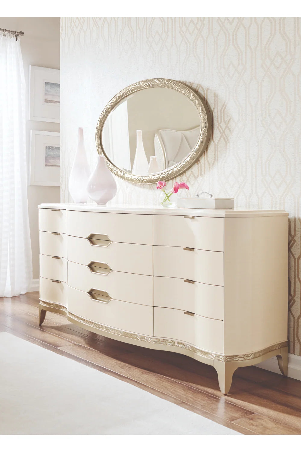 Luxury Modern Off White 12-Drawer Dresser European Style for Villa