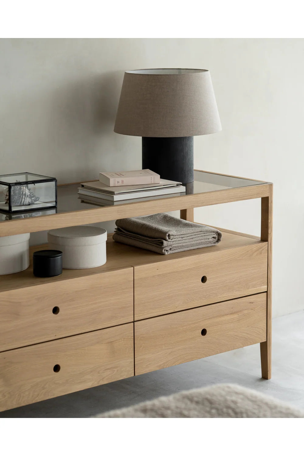 Luxury Modern Oiled Oak Dresser European Style for Villa
