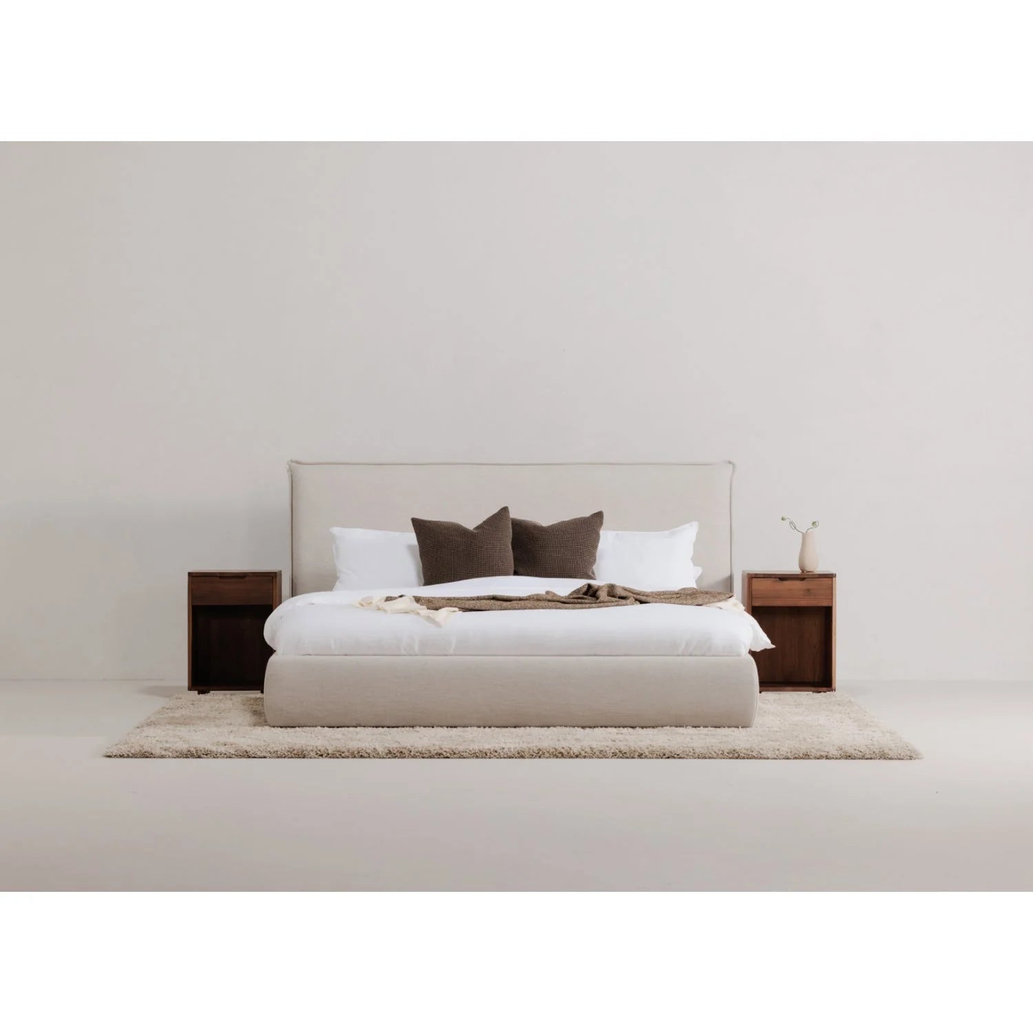 Luxury Modern Osamu 1-Drawer Nightstand European Style for Villa