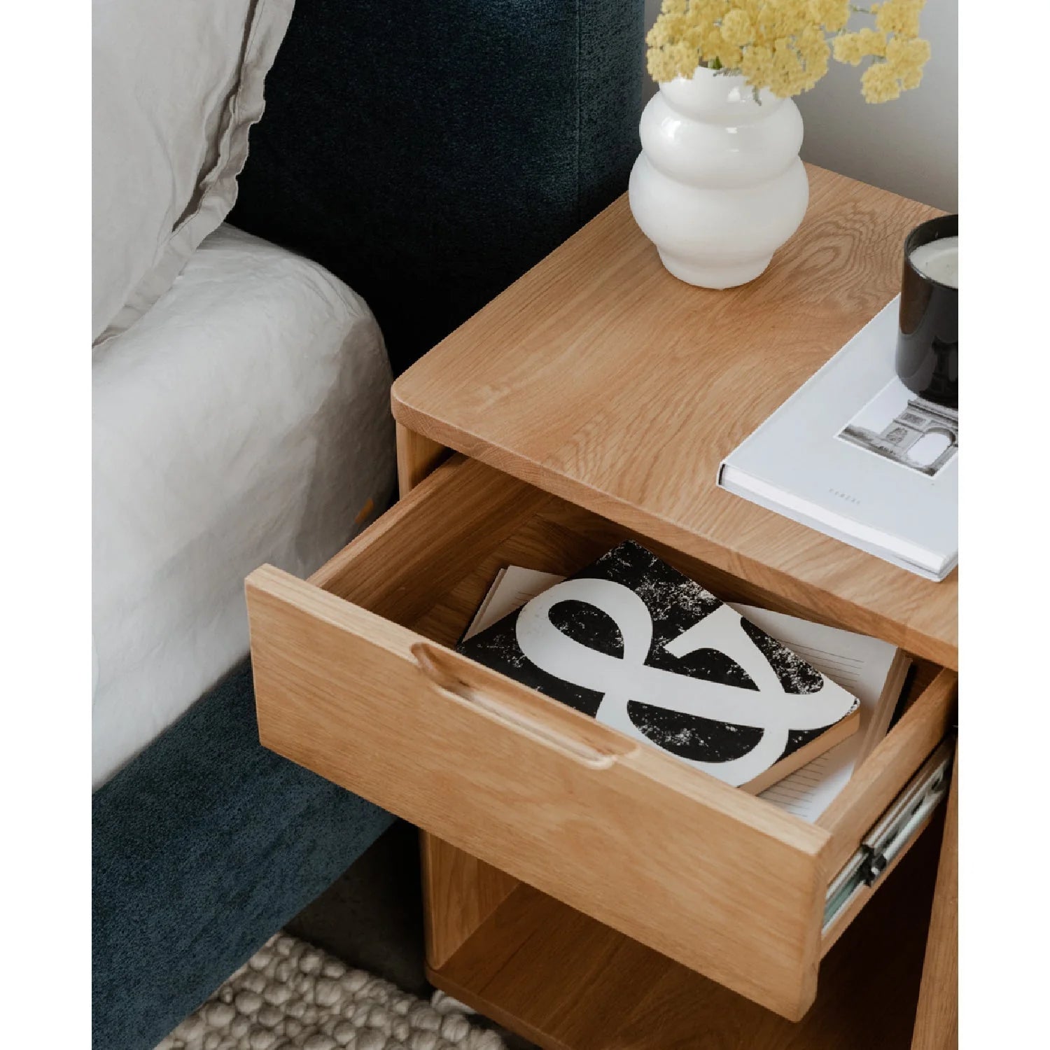 Luxury Modern Osamu 1-Drawer Nightstand European Style for Villa