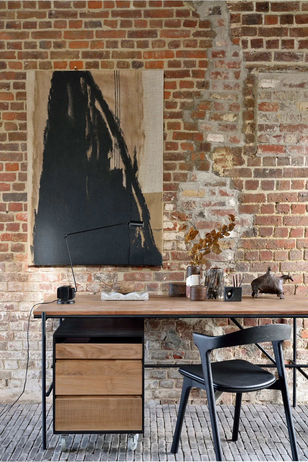 Luxury Modern Oscar Teak Wheeled Drawer Unit European Style for Villa