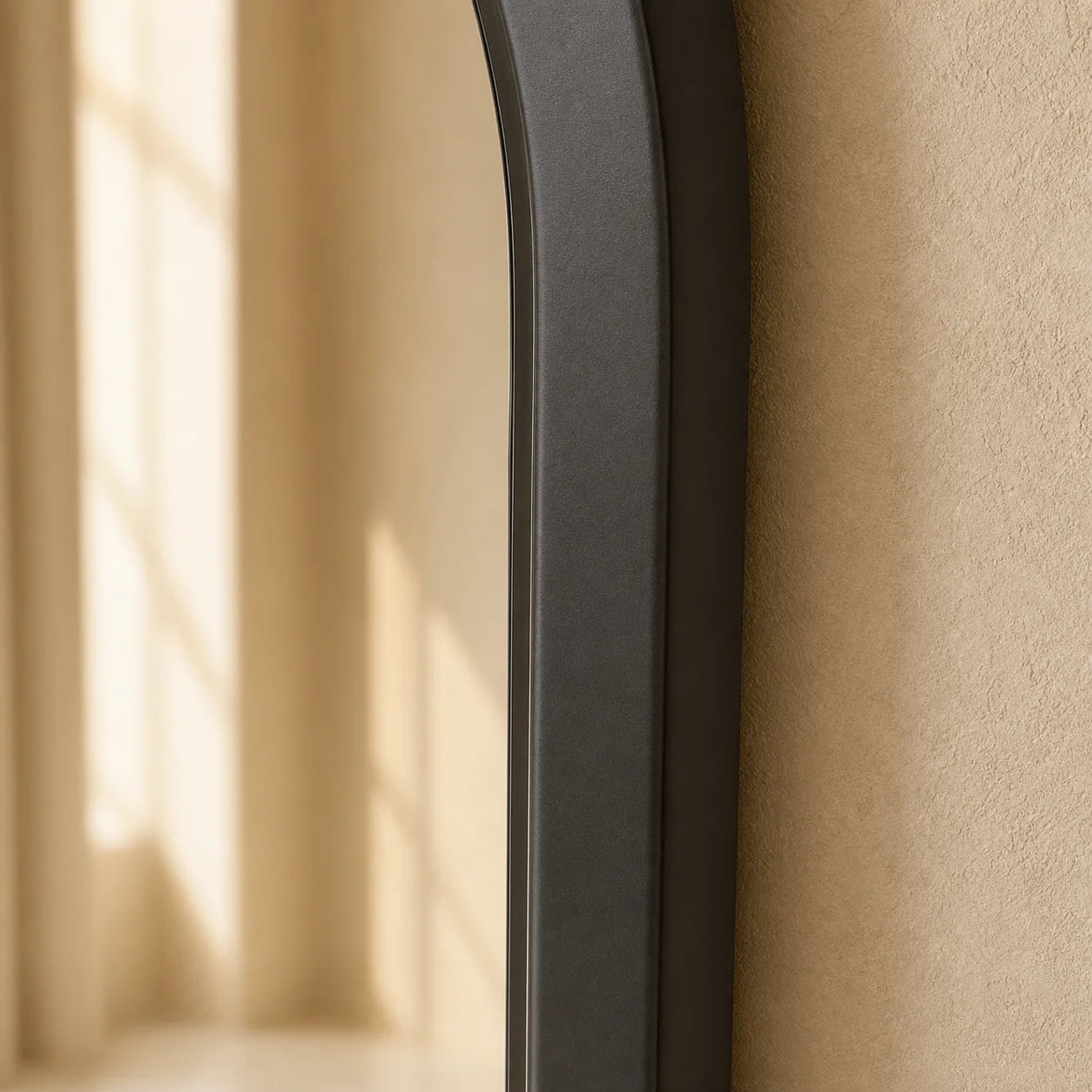 Luxury Modern Pill Mirror European Style for Villa