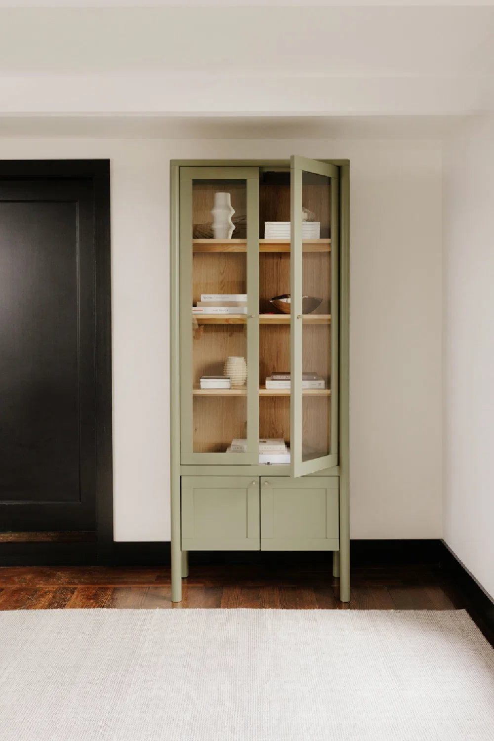 Luxury Modern Pine Glass Display Cabinet European Style for Villa