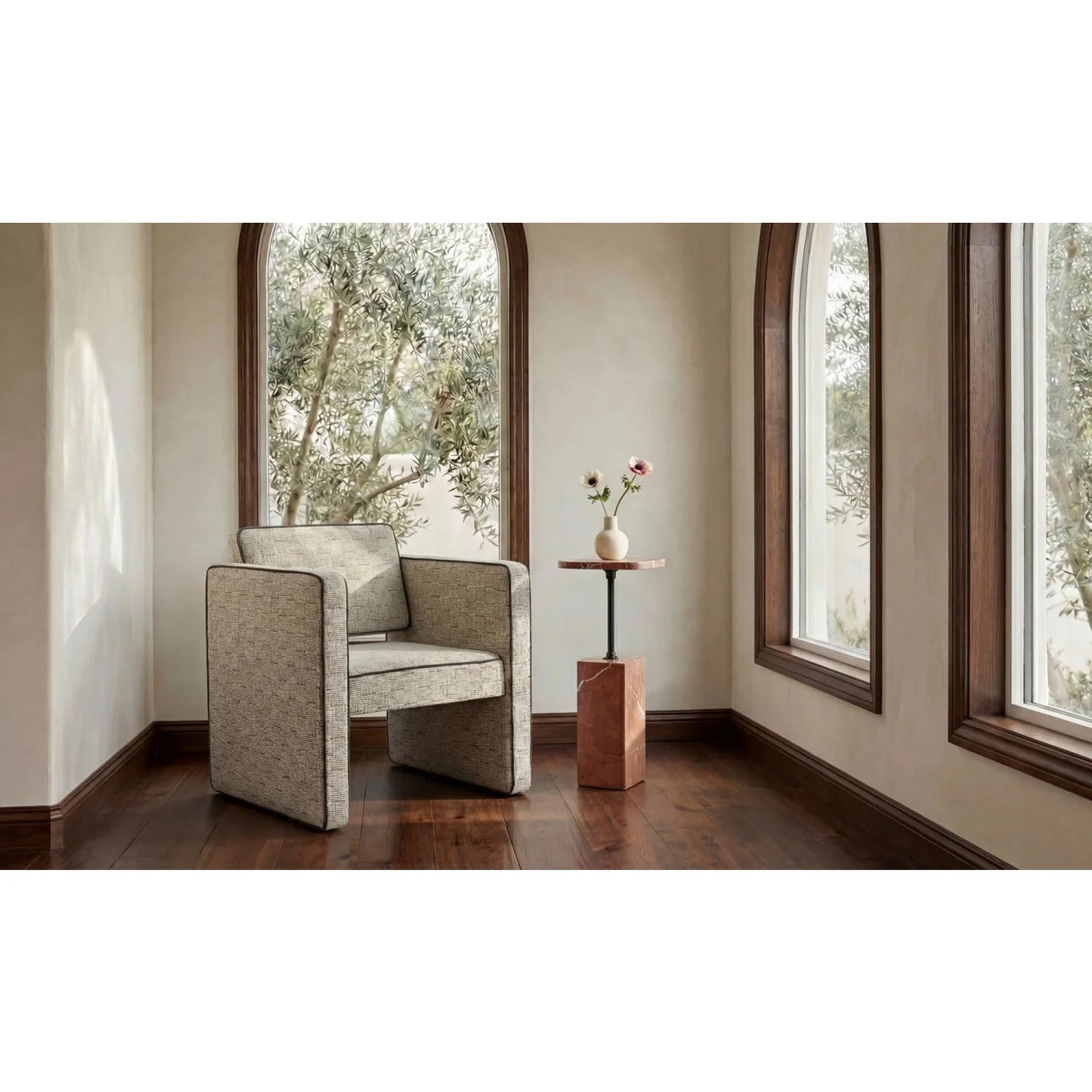 Luxury Modern Piped Accent Chair European Style for Villa