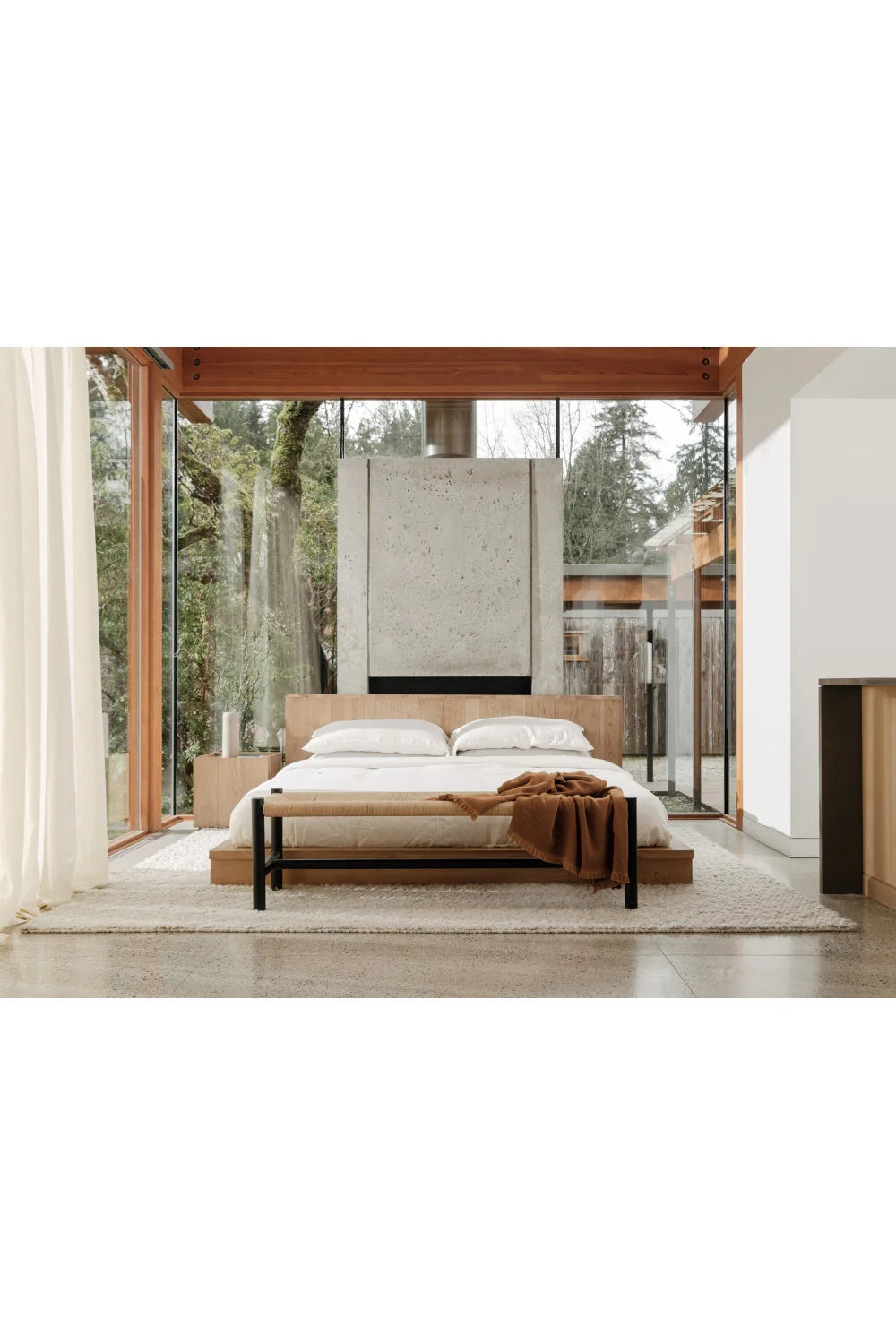 Luxury Modern Plank Nightstand European Style for Villa