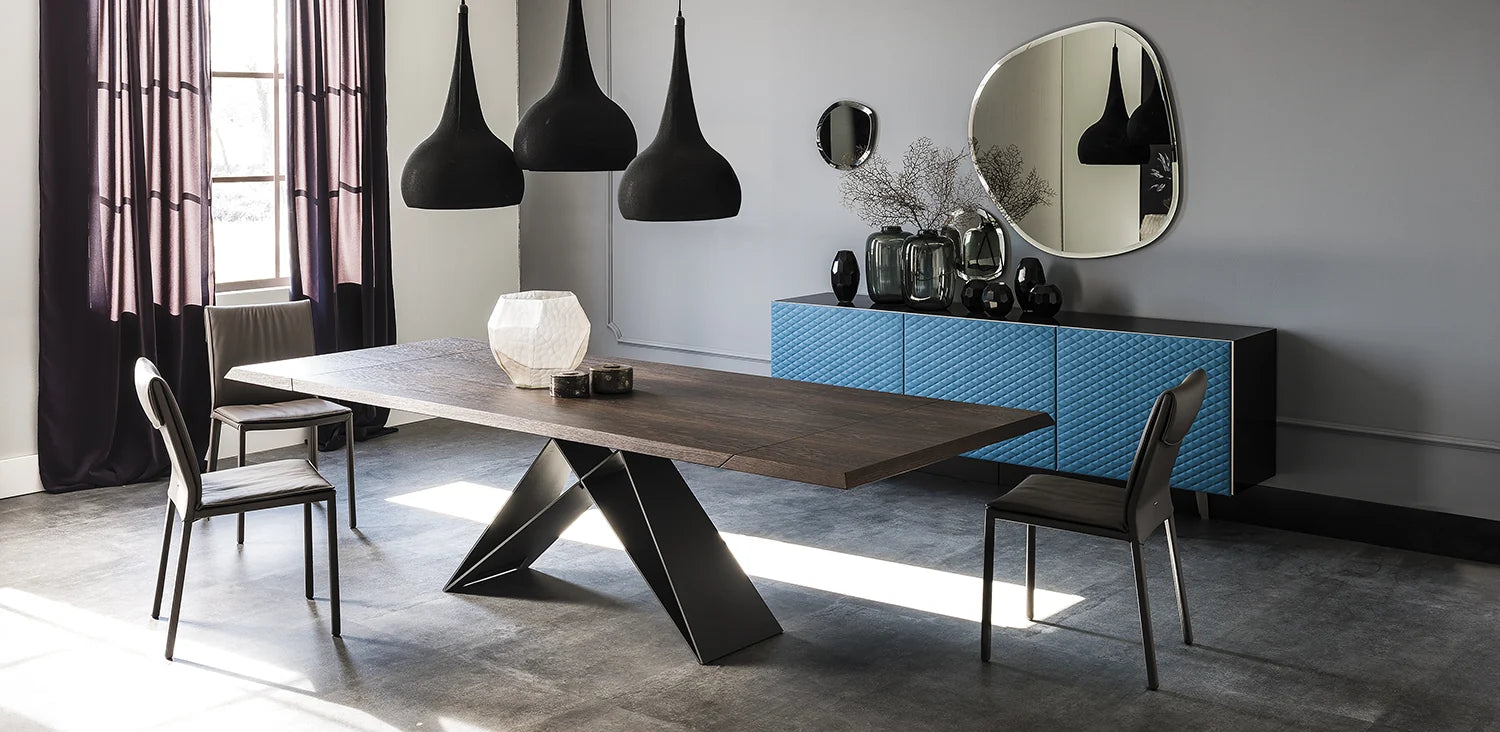 Luxury Modern Premier Wood Drive Dining Table European Style for Villa