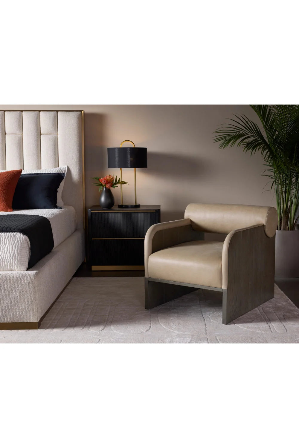 Luxury Modern Reeded Nightstand European Style for Villa