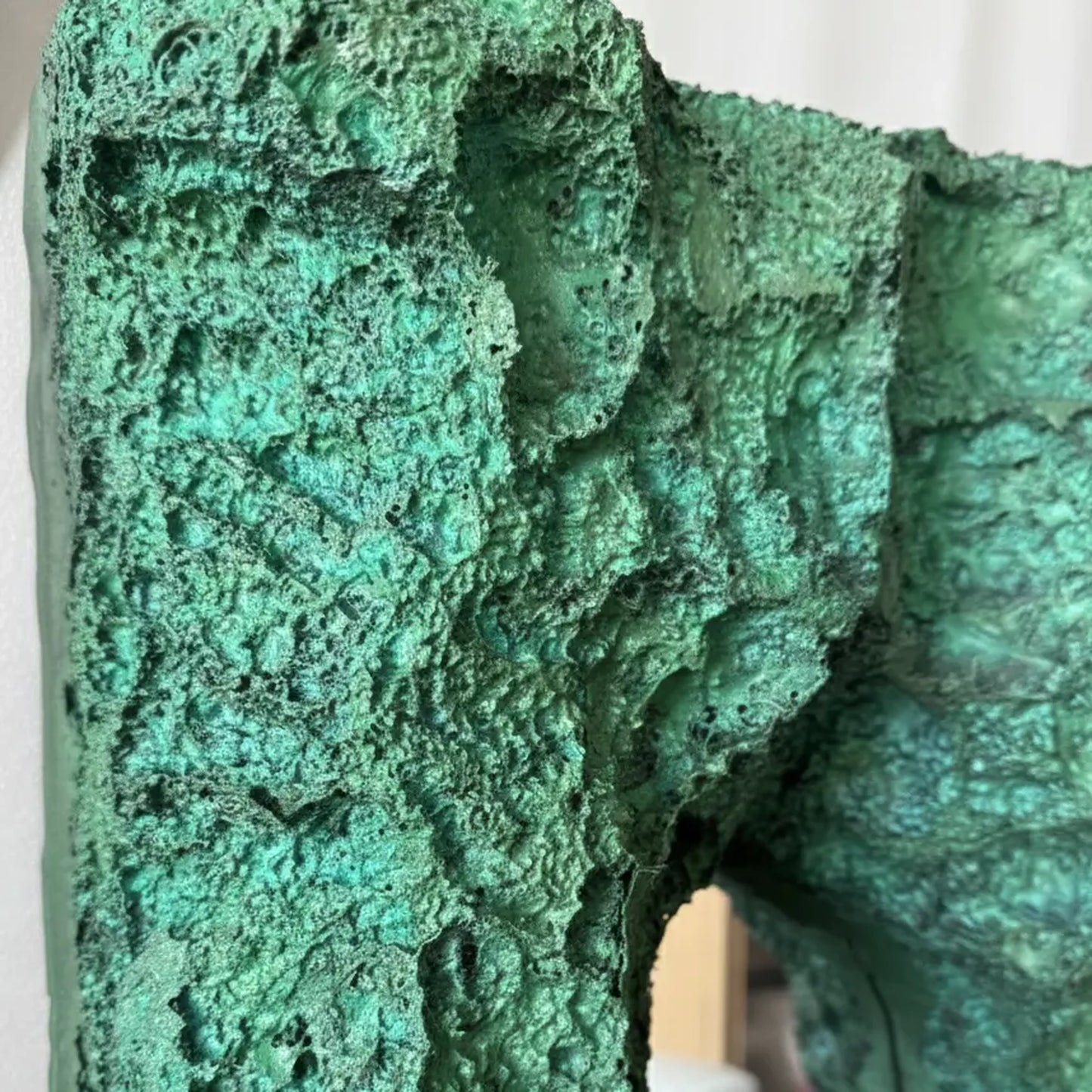 Luxury Modern Rift Opening Jade Fissure Green Mirror European Style for Villa