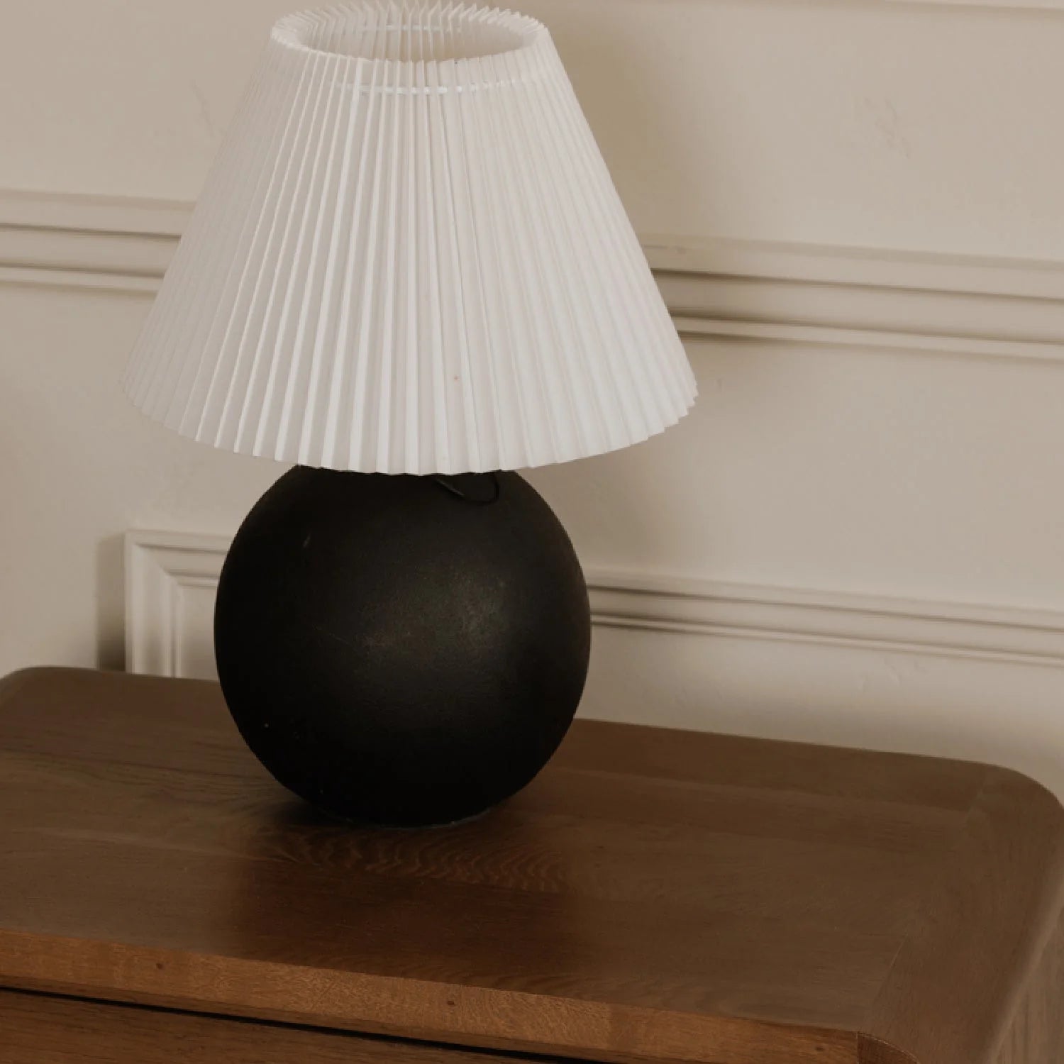 Luxury Modern Riley Nightstand European Style for Villa