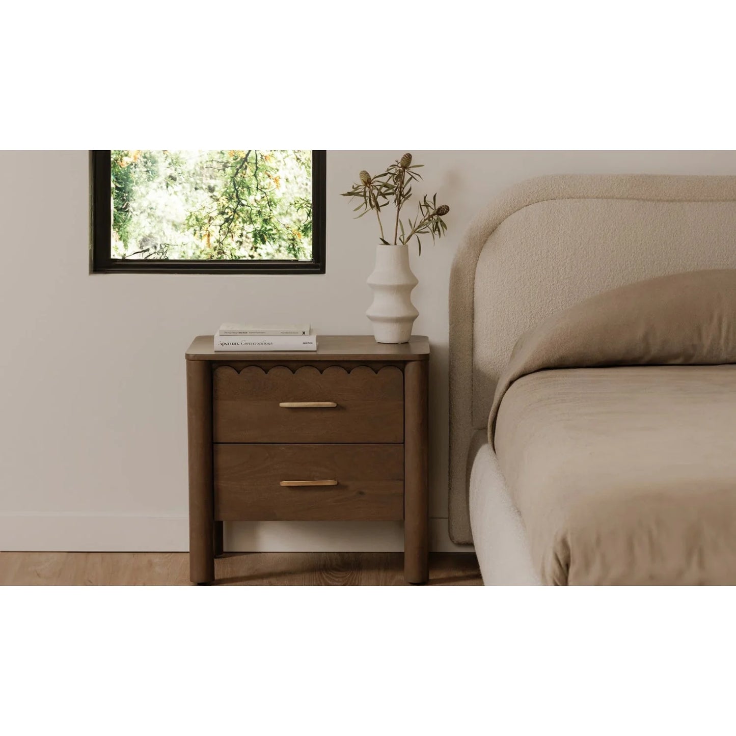 Luxury Modern Scalloped-Edge 2-Drawer Nightstand European Style for Villa