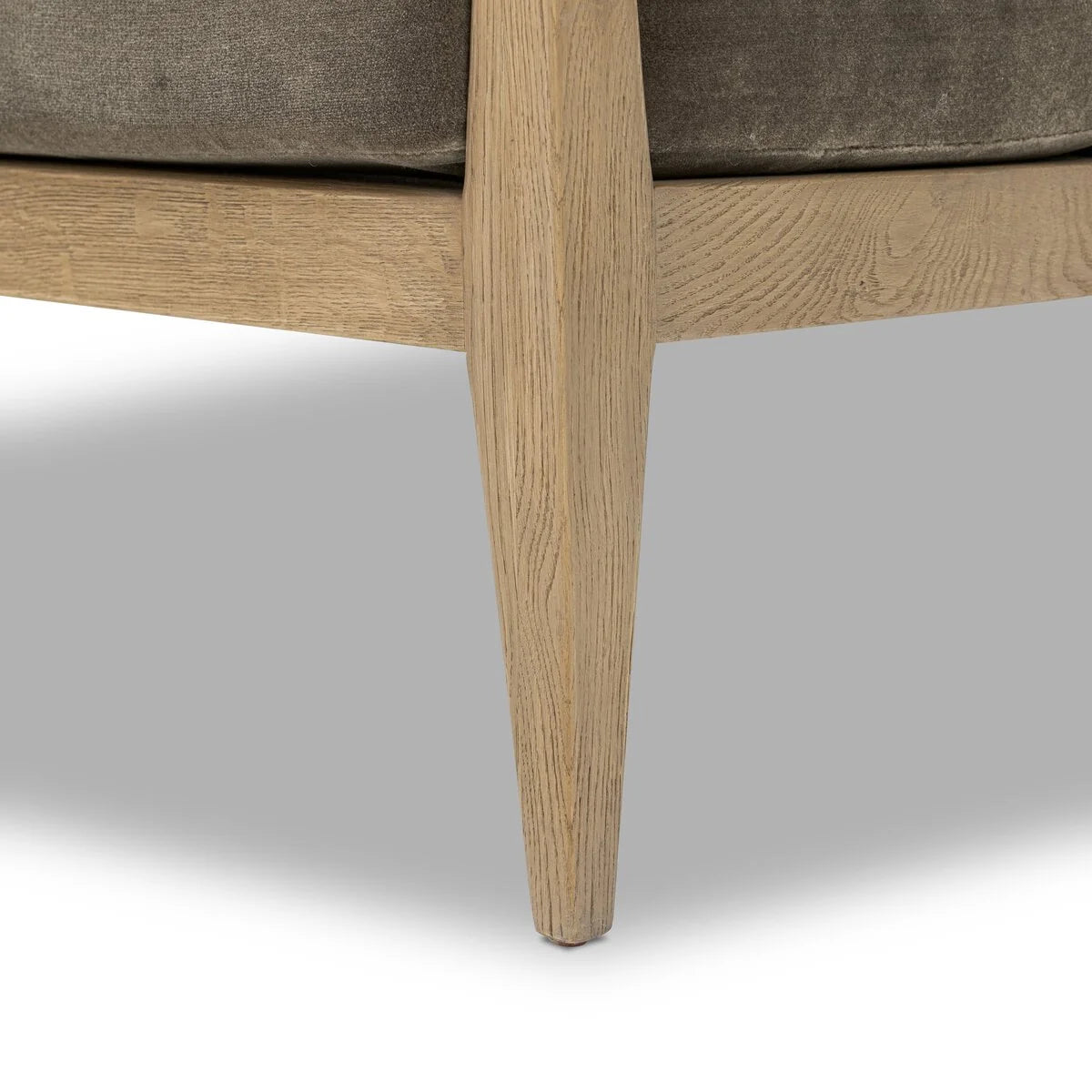 Luxury Modern Sedoni Accent Chair European Style for Villa