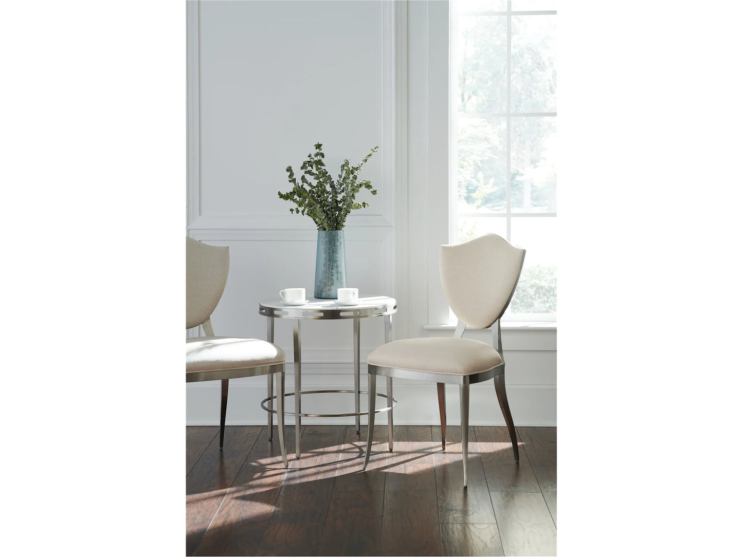 Luxury Modern Shield Me Dining Chair European Style for Villa