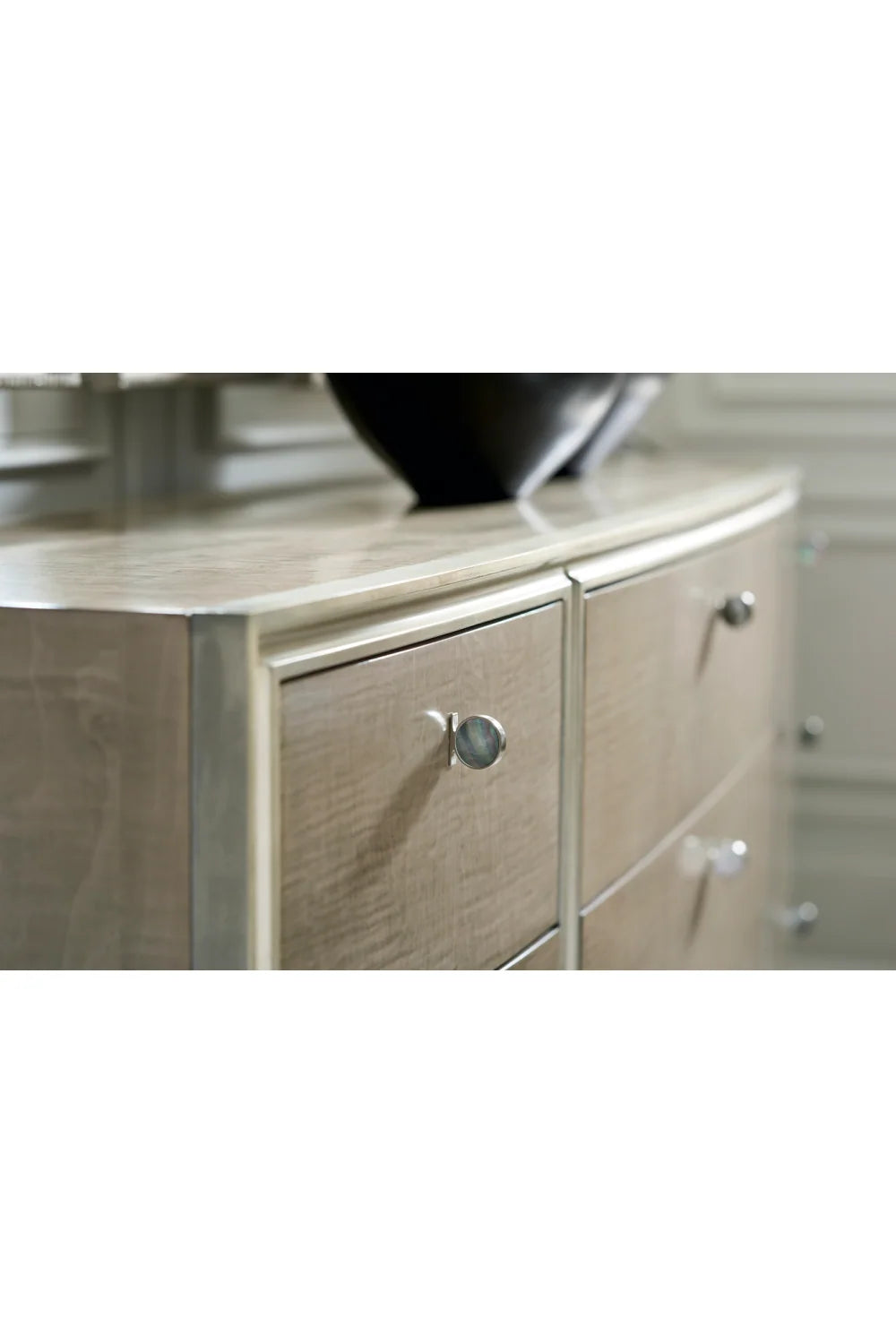 Luxury Modern Silver Glazed 9-Drawer Dresser European Style for Villa