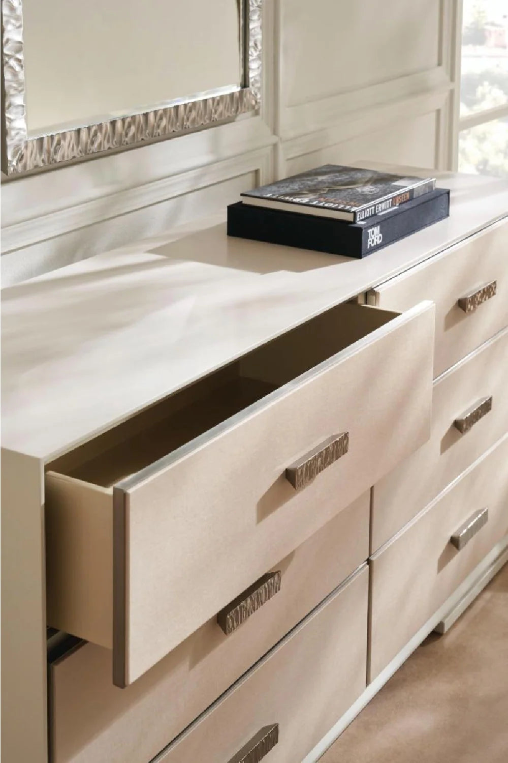 Luxury Modern Six Drawer Dresser European Style for Villa