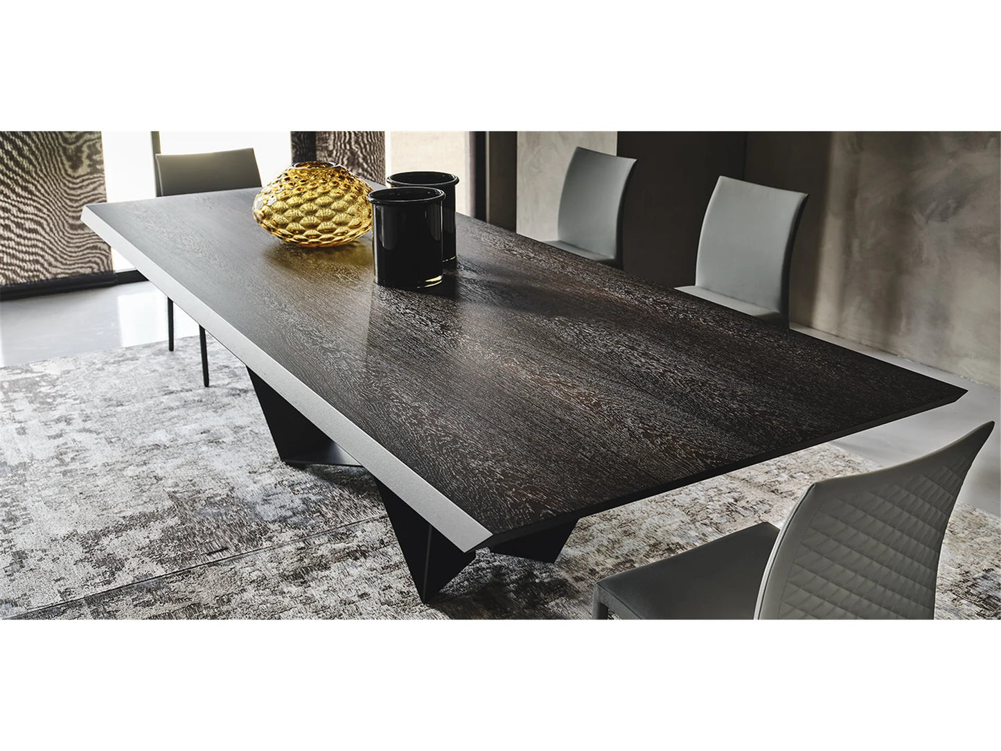 Luxury Modern Skorpio Wood Master Dining Table European Style for Villa