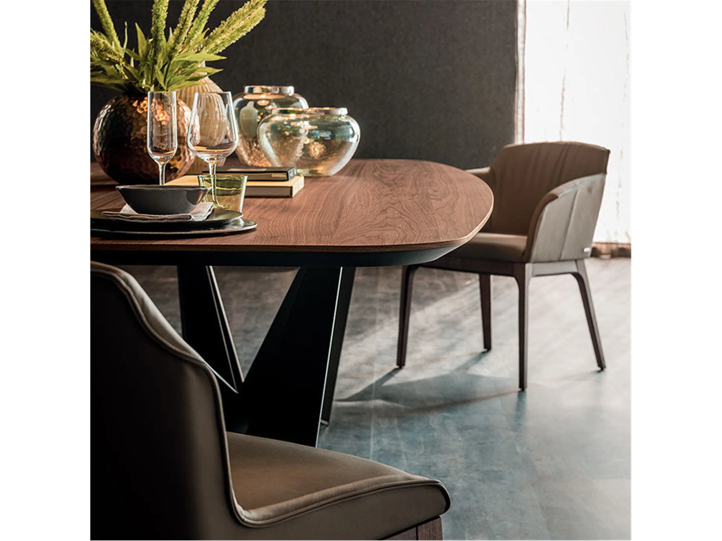 Luxury Modern Skorpio Wood Master Dining Table European Style for Villa