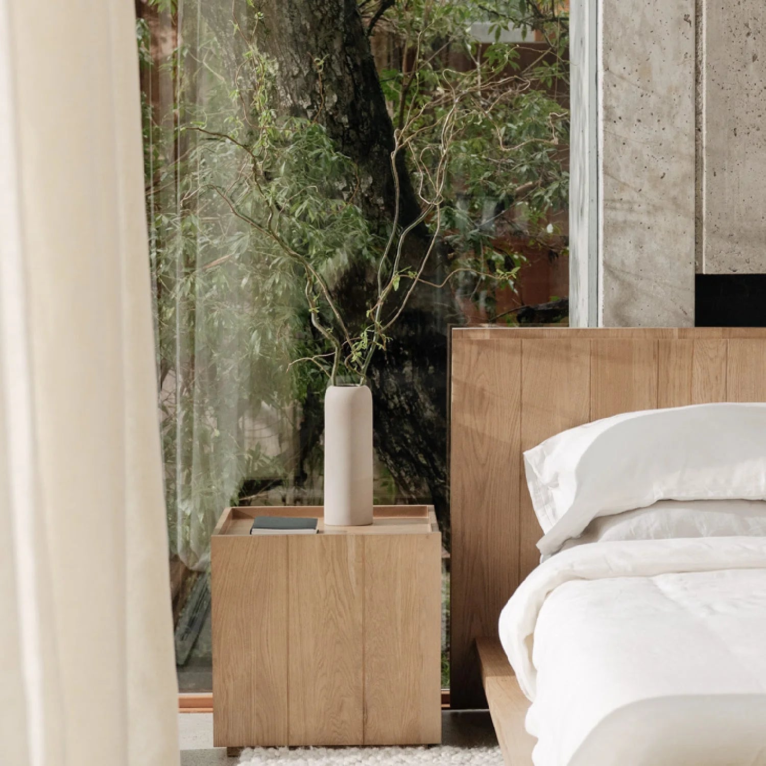 Luxury Modern Solid Oak Bed European Style for Villa