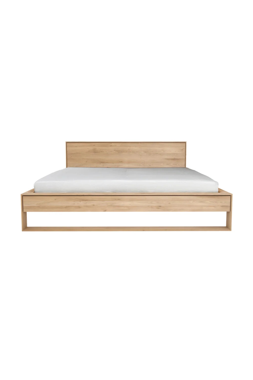 Luxury Modern Solid Oak Bed European Style for Villa