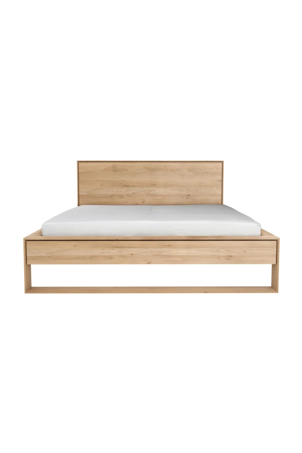 Luxury Modern Solid Oak Bed European Style for Villa