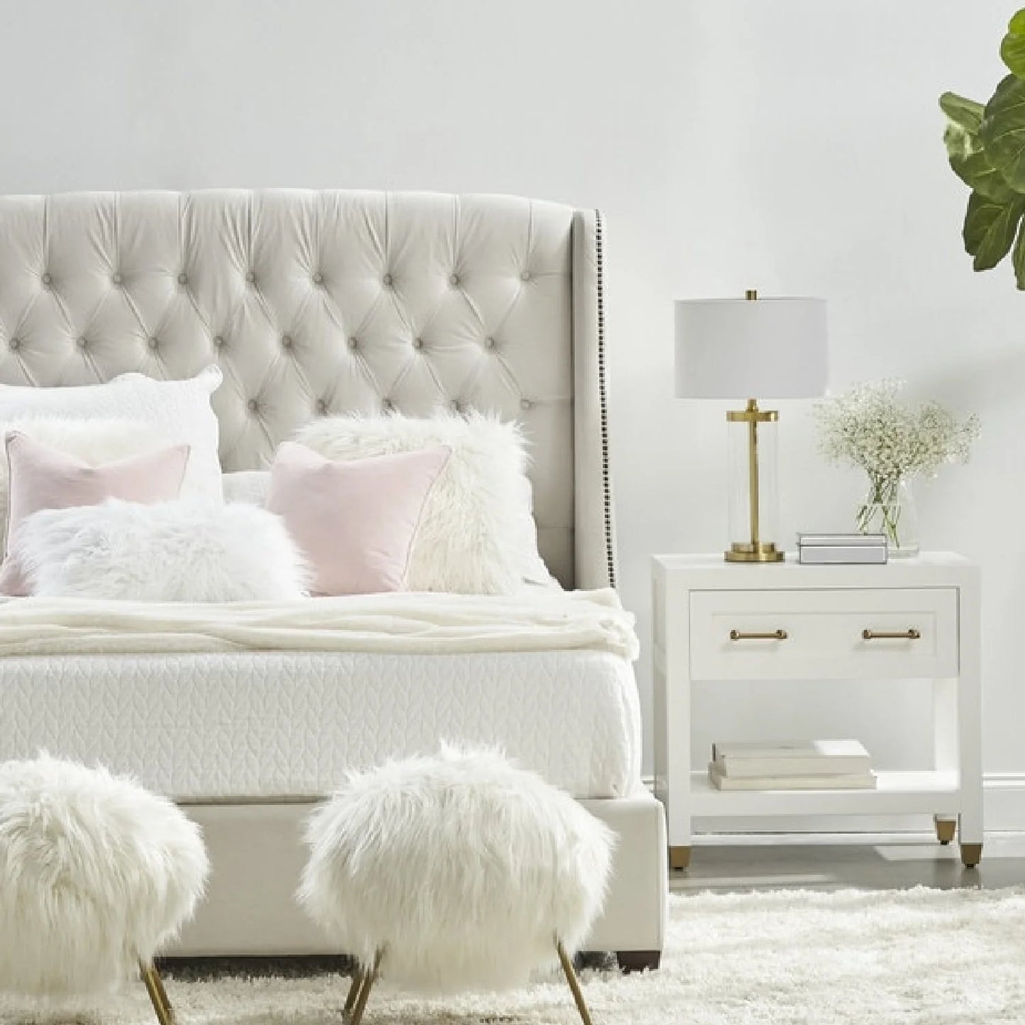 Luxury Modern Stella 1-Drawer Nightstand European Style for Villa