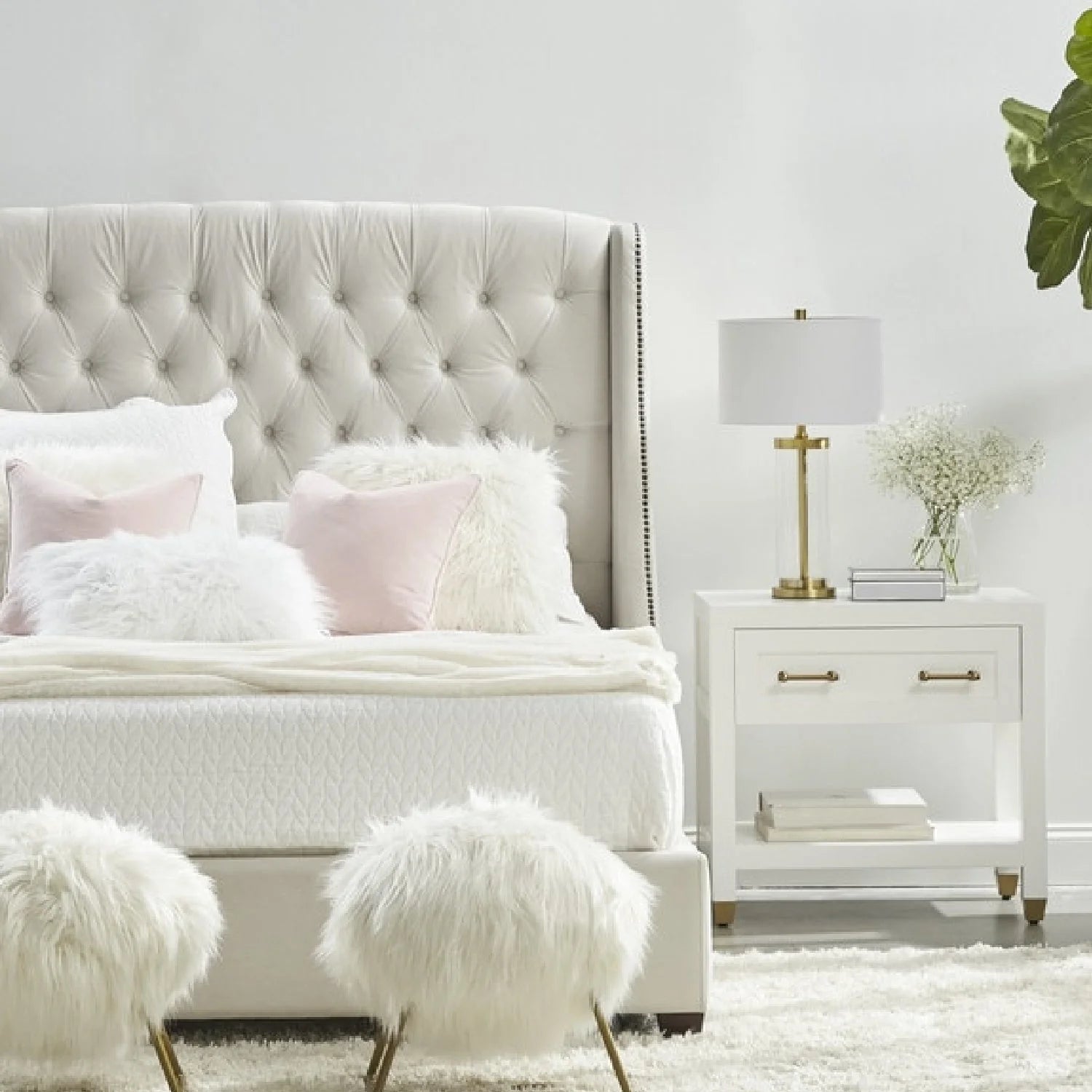 Luxury Modern Stella 1-Drawer Nightstand European Style for Villa