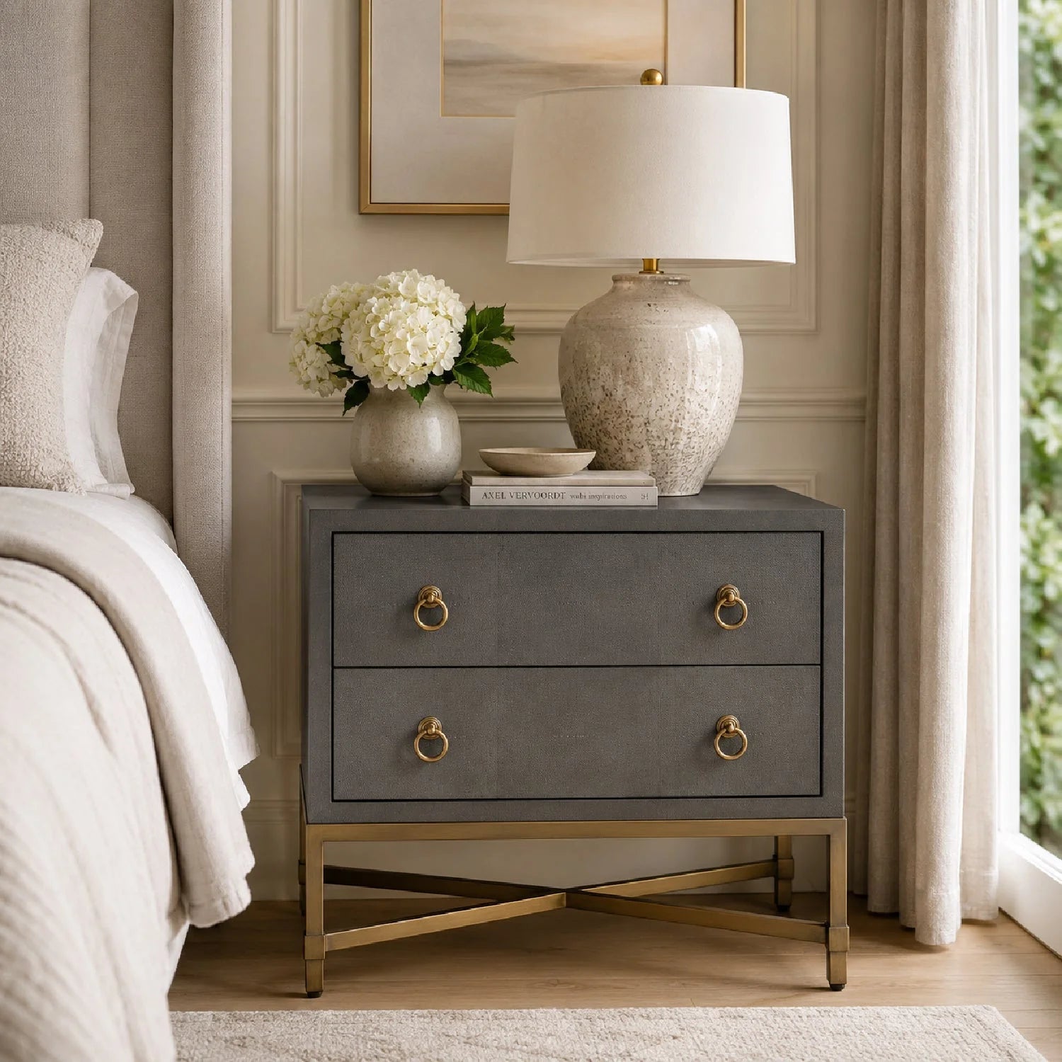Luxury Modern Strand Nightstand European Style for Villa