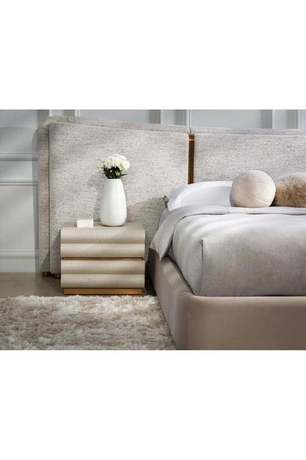 Luxury Modern Subira 2-Drawer Nightstand European Style for Villa
