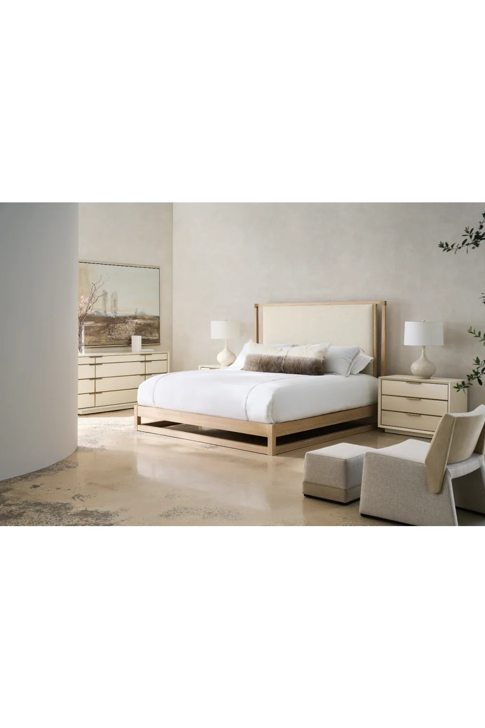 Luxury Modern Sun-Drenched Oak Bed European Style for Villa
