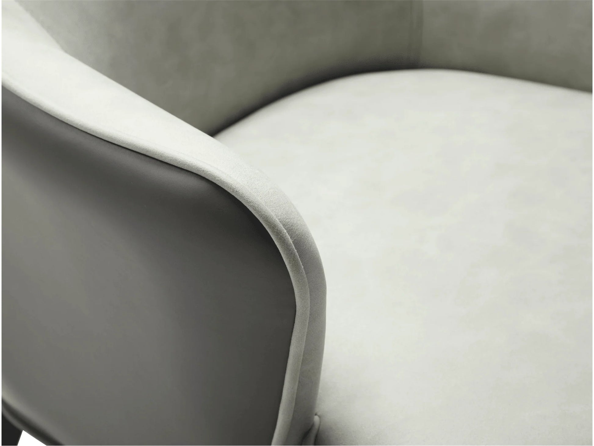 Luxury Modern Suzan Accent Chair European Style for Villa