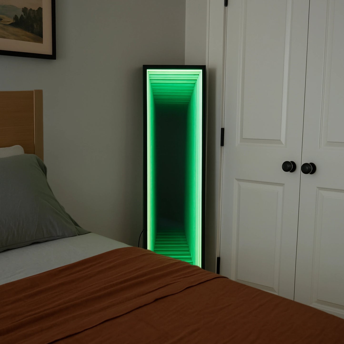 Luxury Modern Tall Column Infinity Mirror European Style for Villa