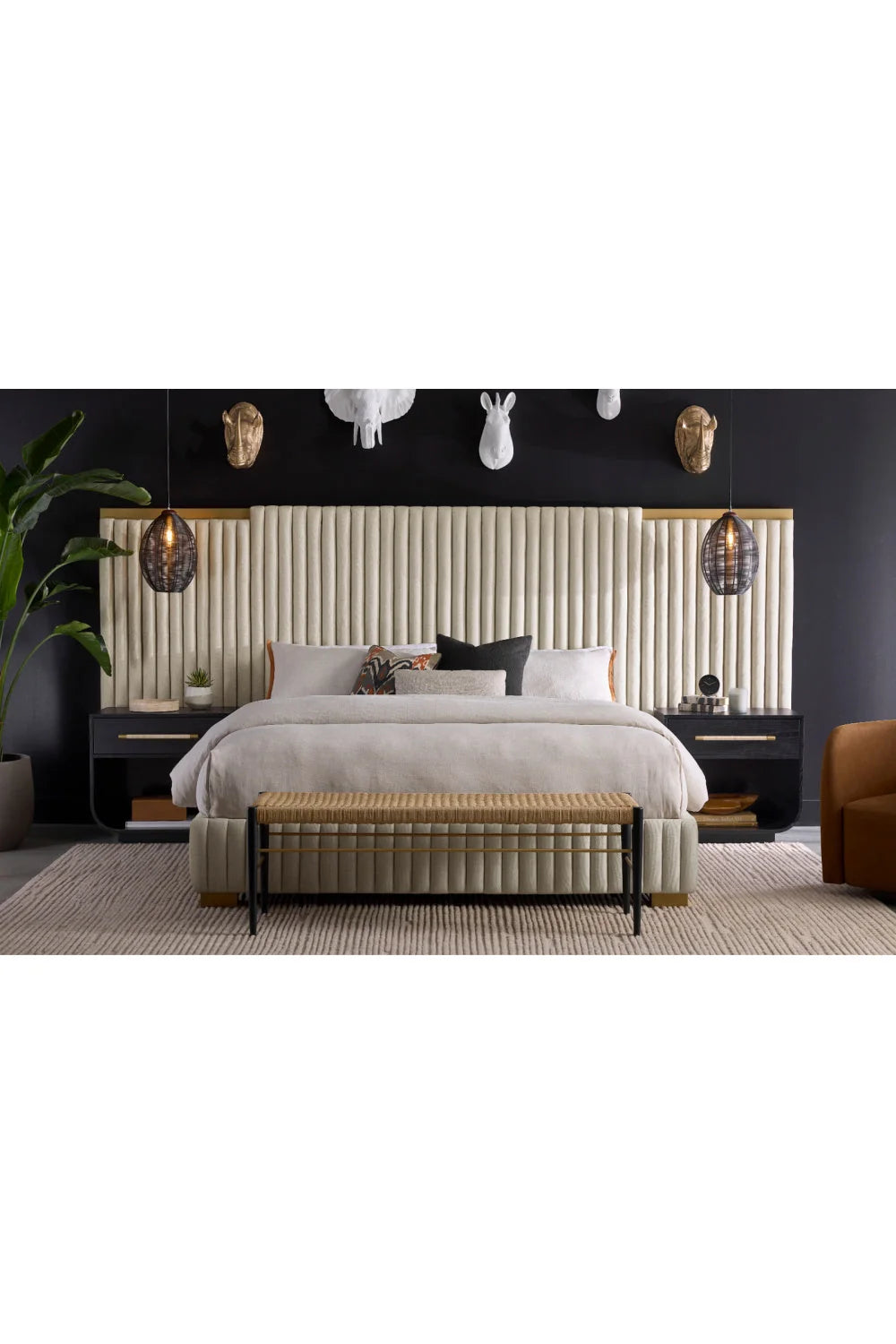 Luxury Modern Tarrant Oak Nightstand European Style for Villa