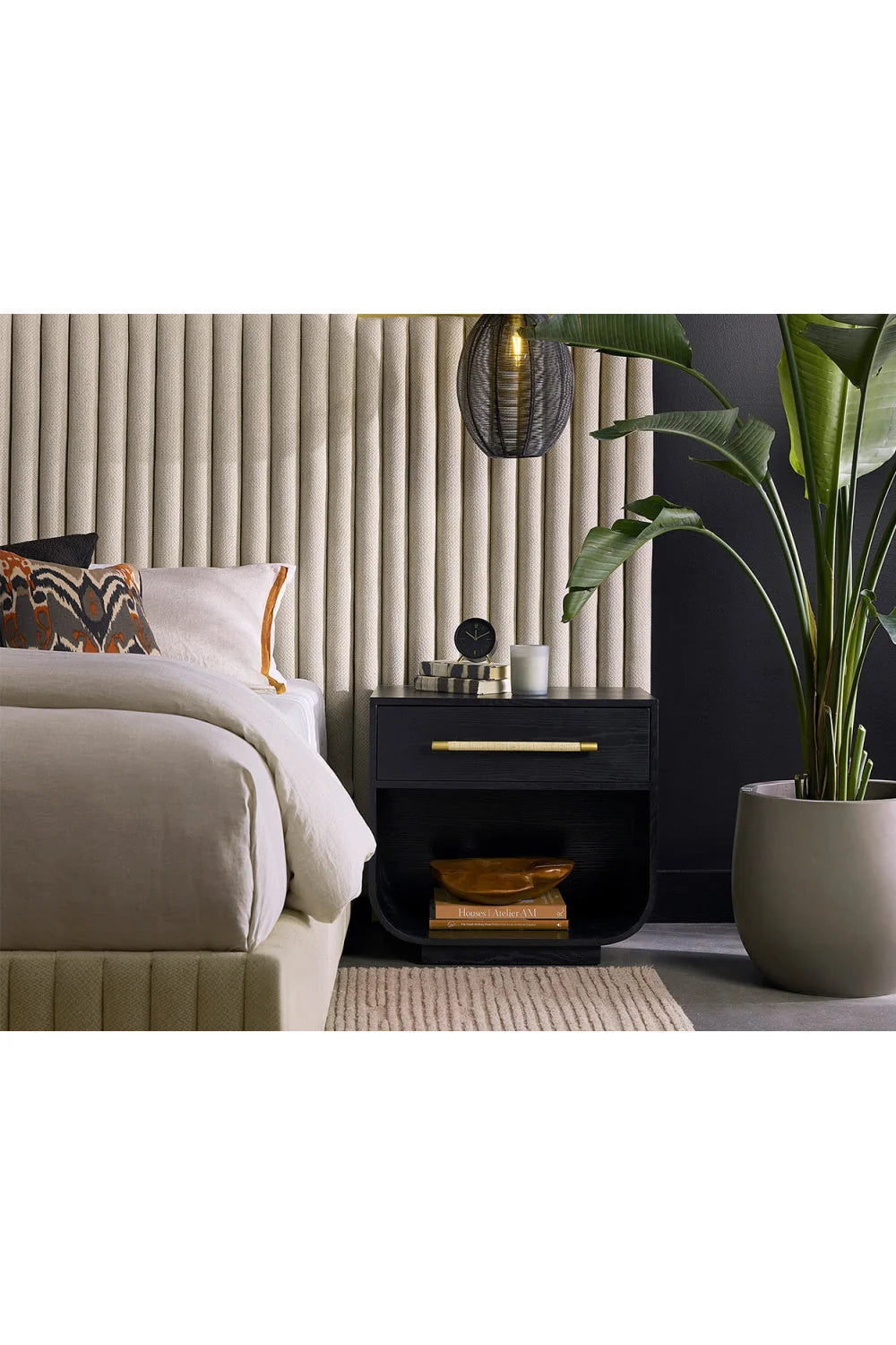Luxury Modern Tarrant Oak Nightstand European Style for Villa