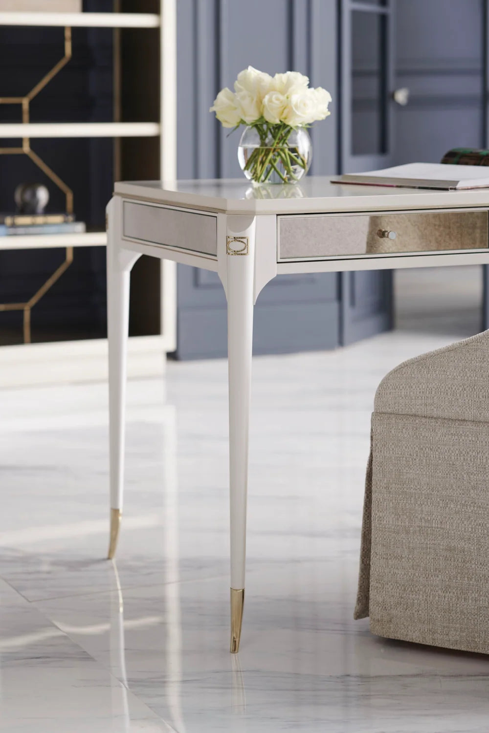 Luxury Modern Taupe Metallic Shelf European Style for Villa