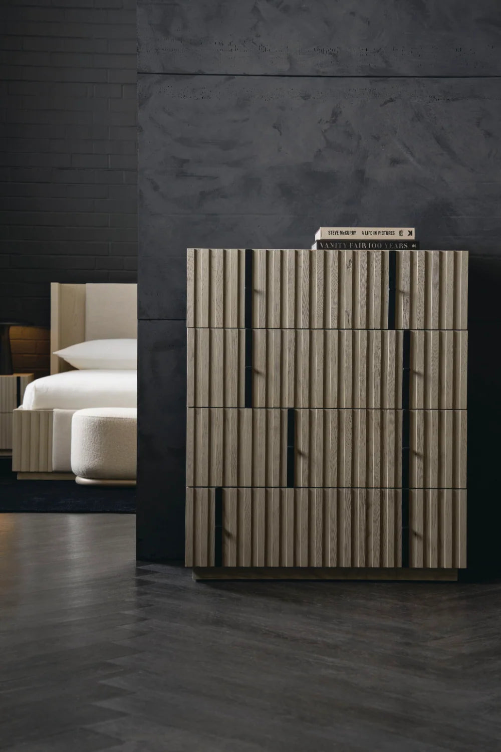 Luxury Modern Taupe Slatted Oak 4-Drawer Chest European Style for Villa