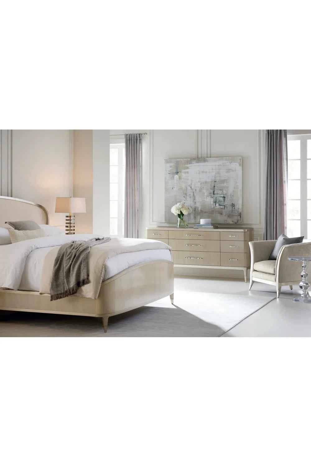 Luxury Modern Taupe Wooden Dresser European Style for Villa