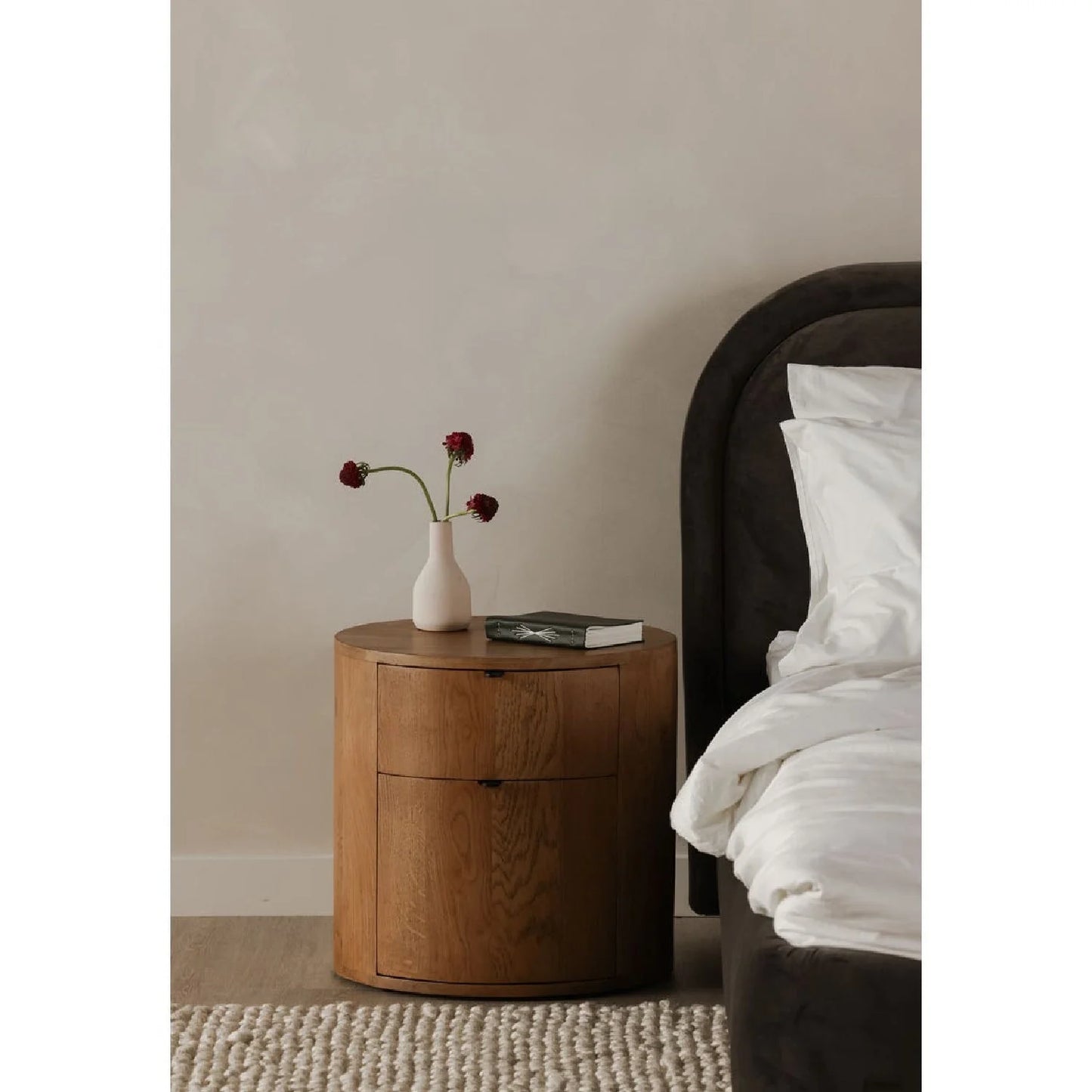 Luxury Modern Theo 2-Drawer Nightstand European Style for Villa