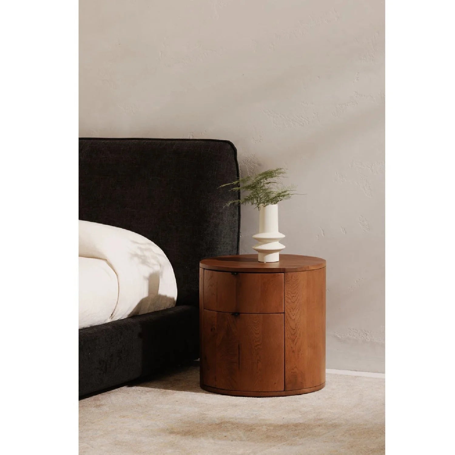 Luxury Modern Theo Round Nightstand European Style for Villa