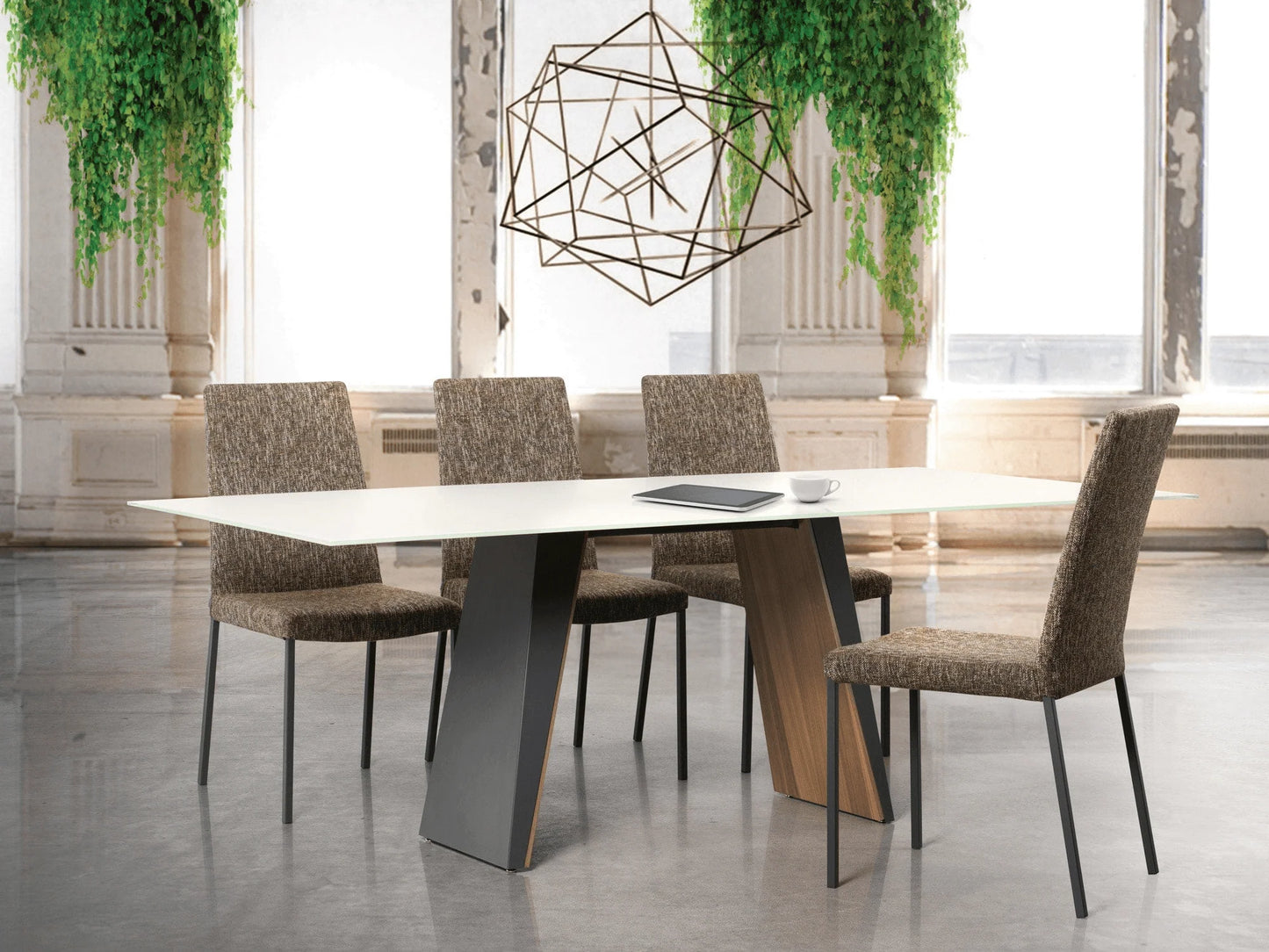 Luxury Modern Timeless Dining Table European Style for Villa