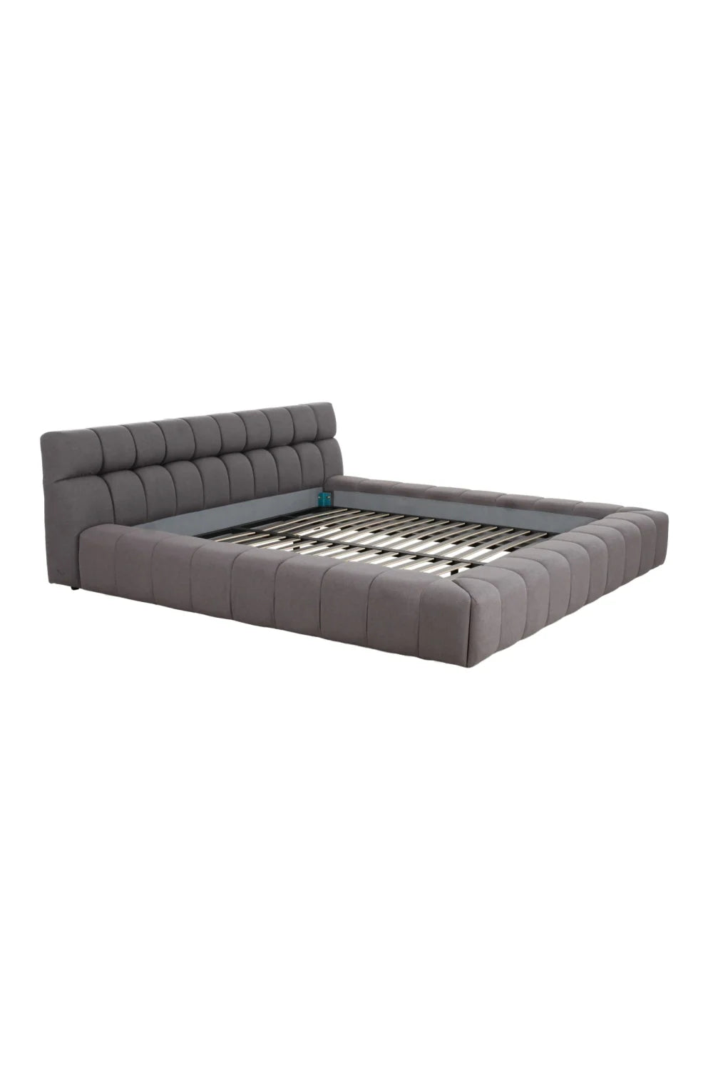 Luxury Modern Tufted Fabric Queen Bed European Style for Villa