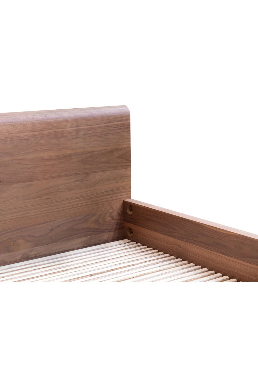 Luxury Modern Walnut Bed European Style for Villa