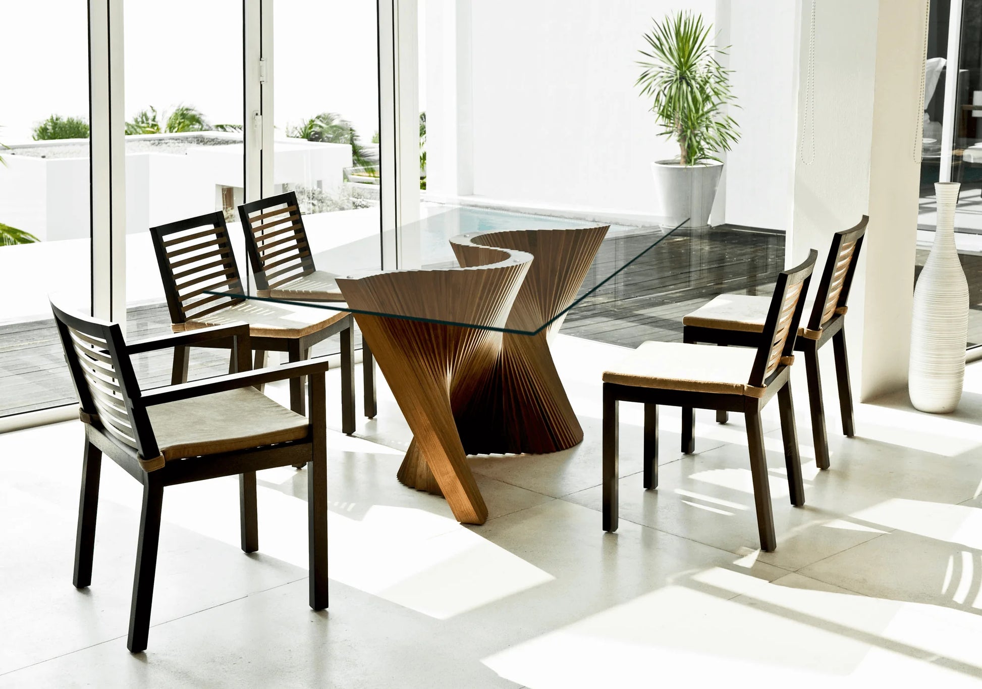 Luxury Modern Wave Dining Table European Style for Villa
