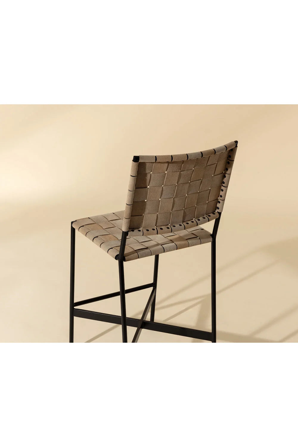 Luxury Modern Weaved Suede Leather Counter Stool European Style for Villa