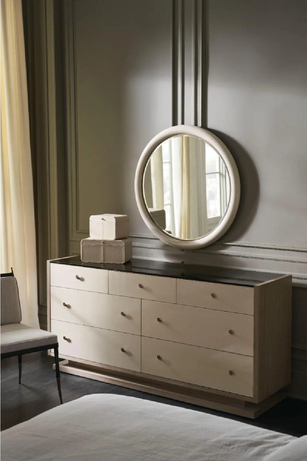Luxury Modern White 7-Drawer Dresser European Style for Villa