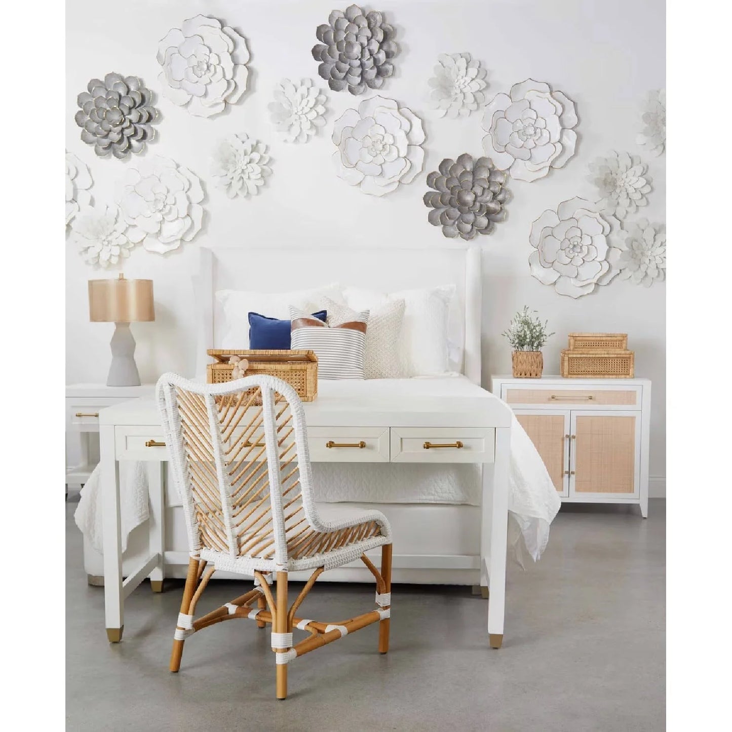 Luxury Modern White Fabric Bed European Style for Villa