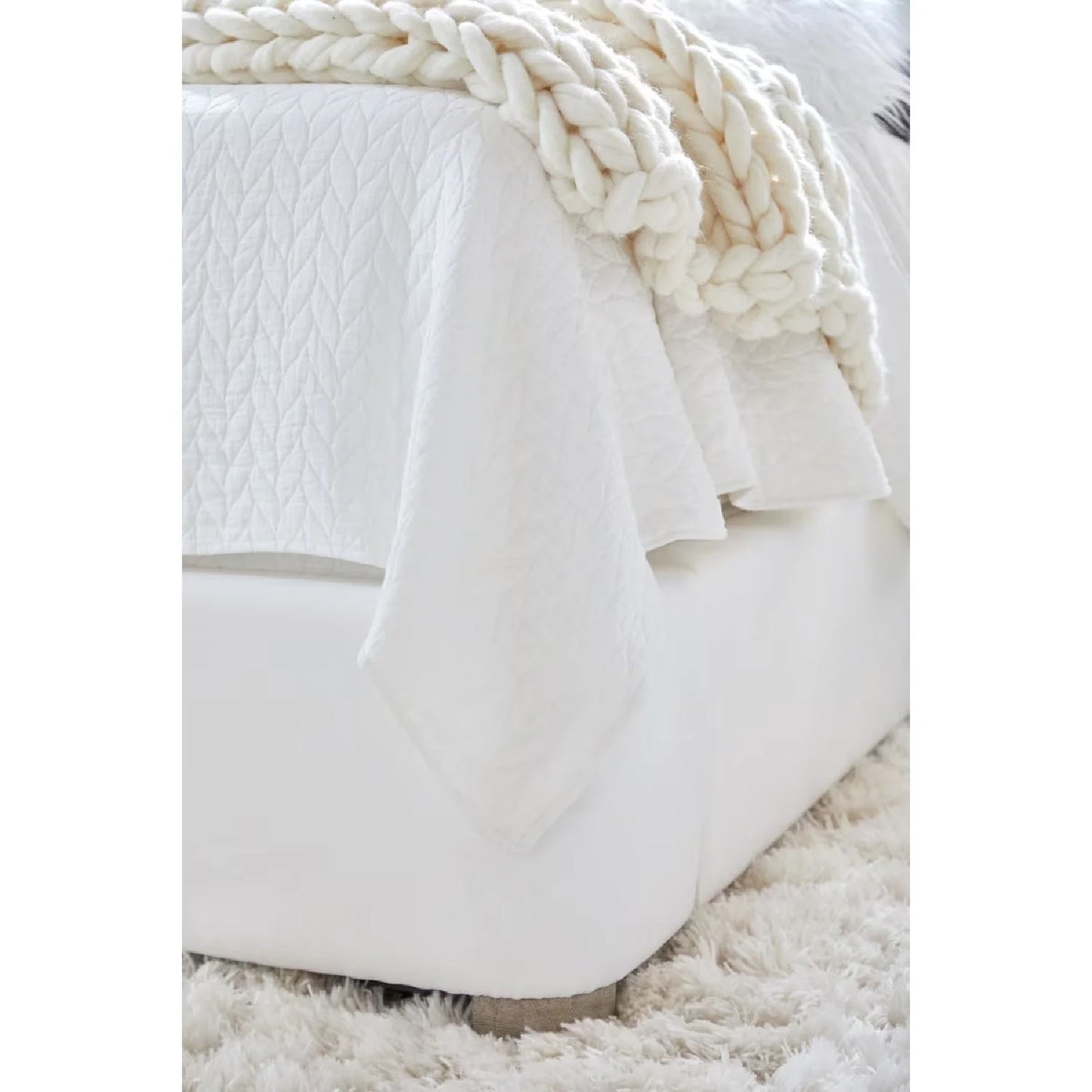Luxury Modern White Fabric Bed European Style for Villa
