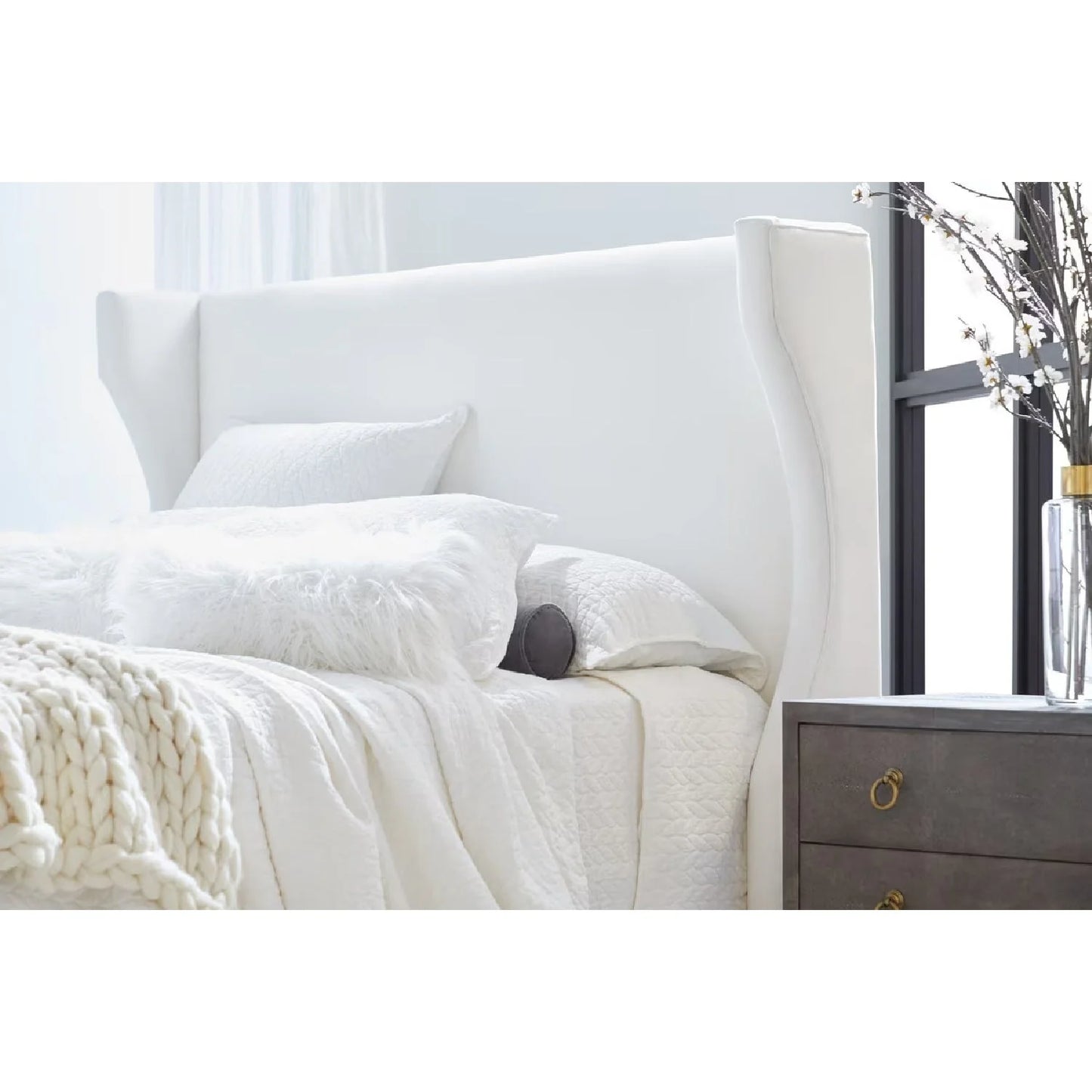 Luxury Modern White Fabric Bed European Style for Villa